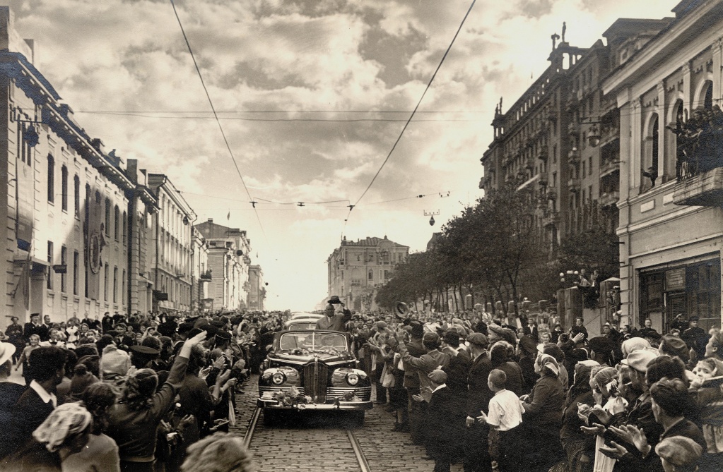 Фотоальбом №9. Встреча Н. С. Хрущёва, 3 октября 1959 г.jpg Фотоальбом №9. Встреча Н. С. Хрущёва, 3 октября 1959 г.jpg